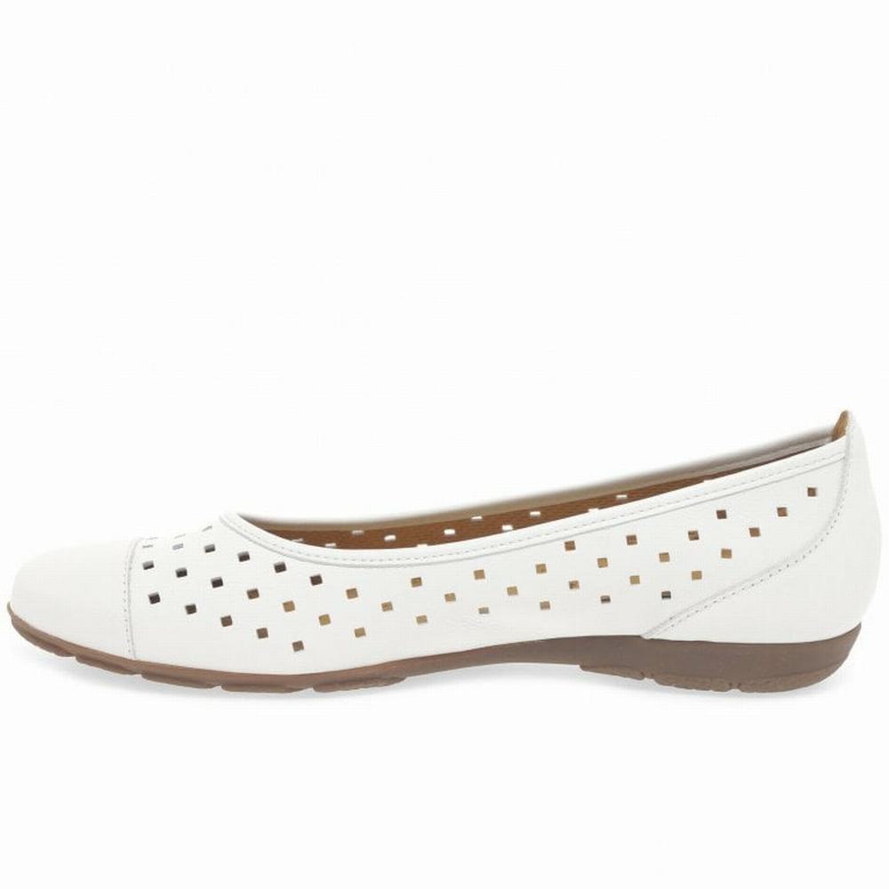 White Gabor Ruffle Punched Detail Casual Women Flat Shoes | EFCV-12694